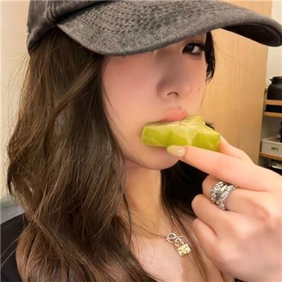 布劳涅森林的女人们